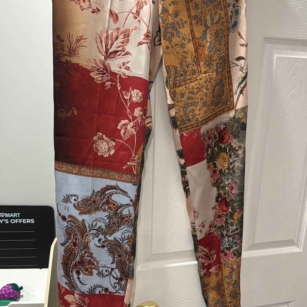 Colorful Patterned Pants - Picture 3 of 4
